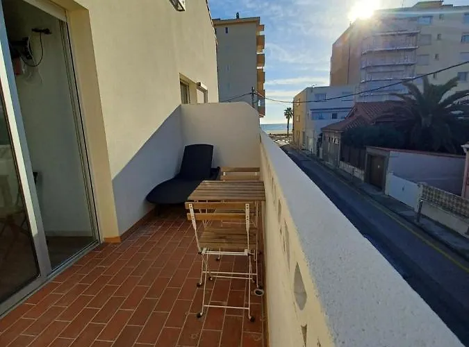 호텔 Ezz'hotel 카네트