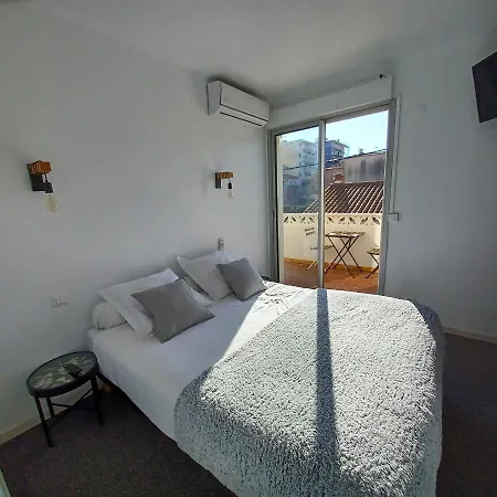 Ezz'hotel