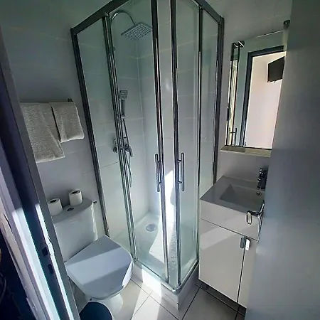 Ξενοδοχείο Ezz'hotel *
