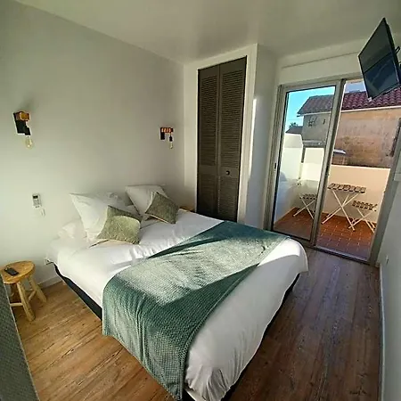 Ezz'hotel Hotel *