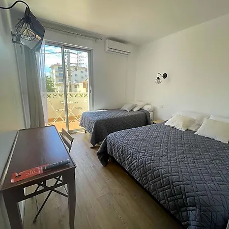 Ξενοδοχείο Ezz'hotel *